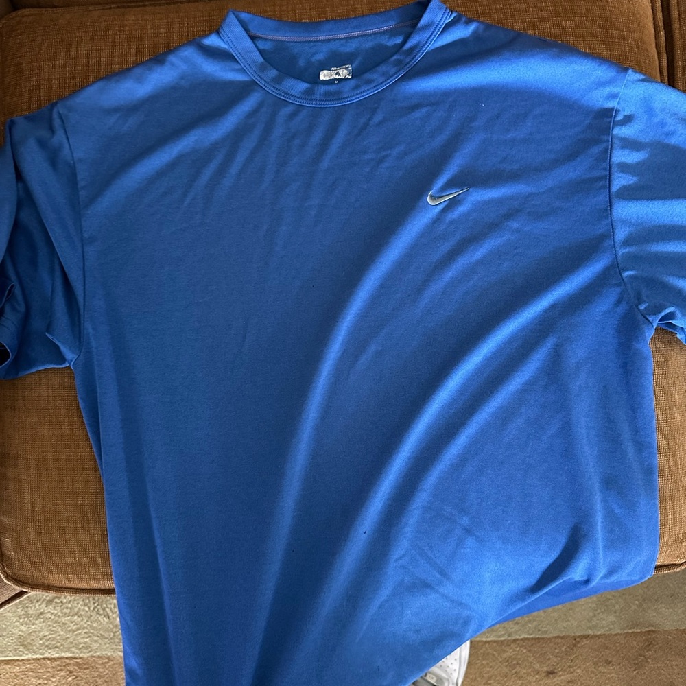 Men Nike shirt
